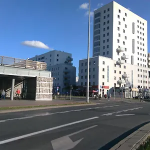 Metro Mlociny Апартаменты